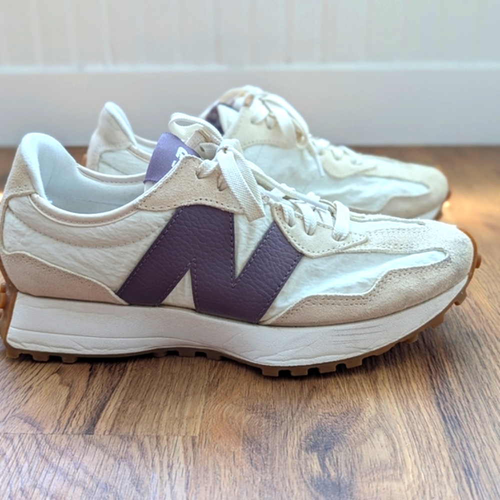 New Balance 327 Cream and Purple Sneakers